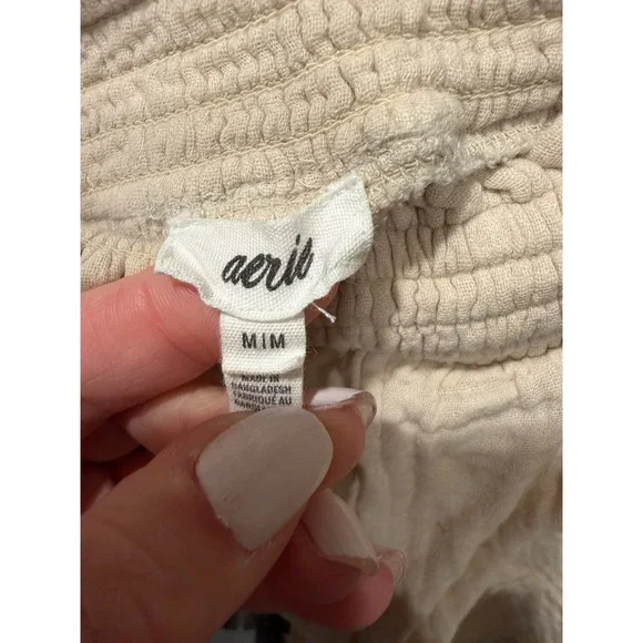 Aerie Cream Gauze Smocked High Waist Shorts Medium Neutral Crinkle Beach Lounge - Picture 2 of 3